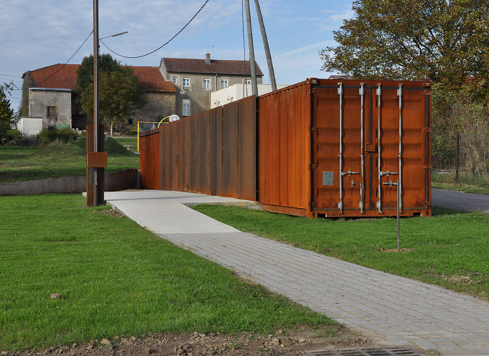 container fermé _ gens association libérale d'architecture